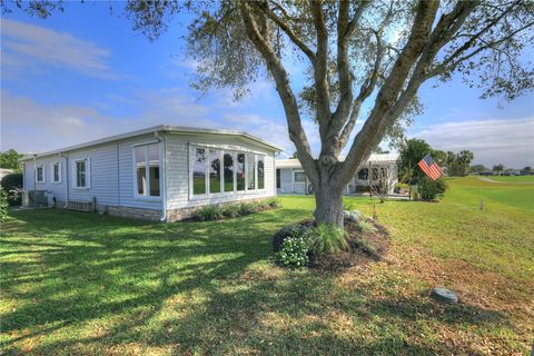 A home in Barefoot Bay
