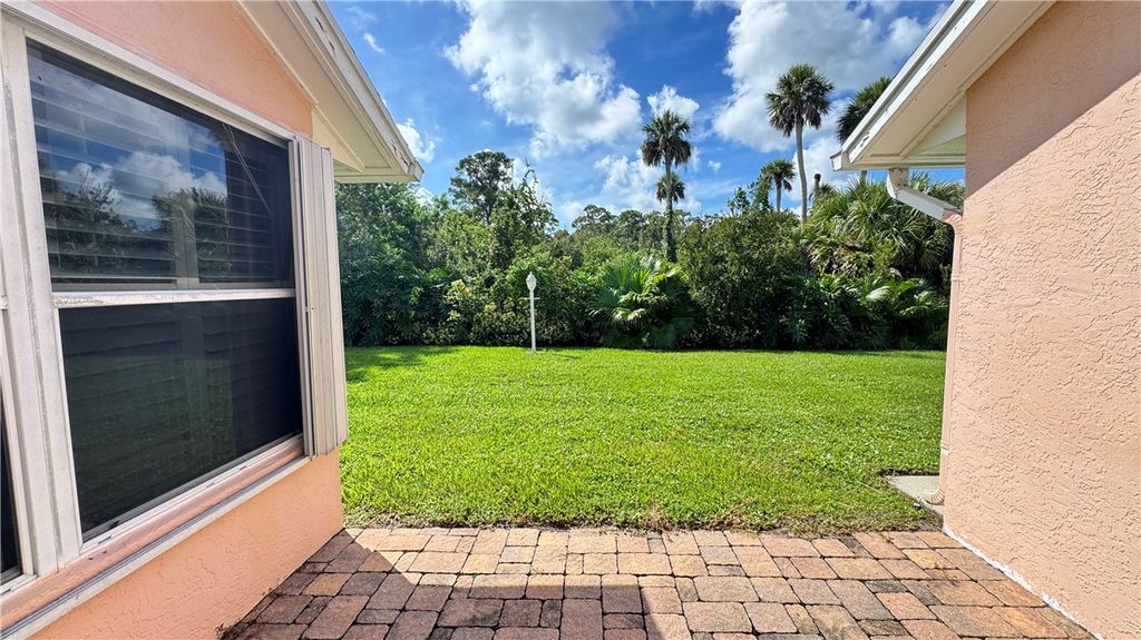 Photo of 839 Lake Orchid Circle #839, Vero Beach, FL 32962 (MLS # 291541)
