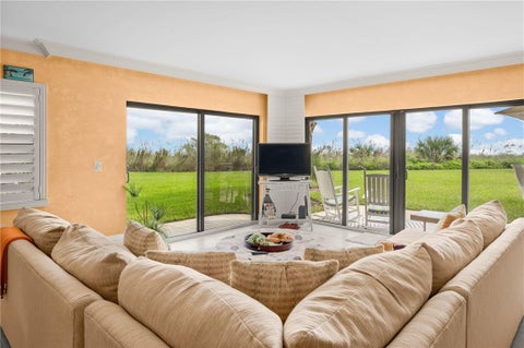 2636 Ocean Drive 105, Vero Beach, FL 32963