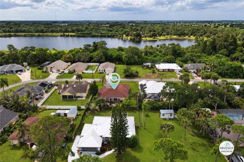 112 Melton Avenue, Sebastian, FL 32958