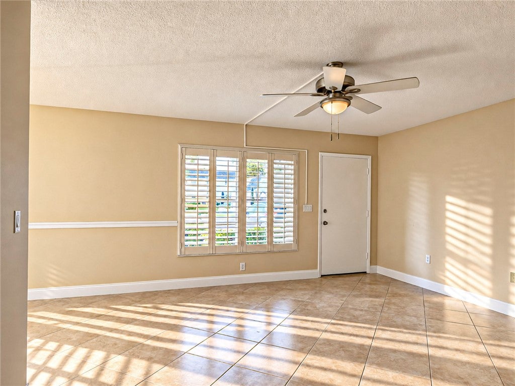 2800 Indian River Boulevard 1-F