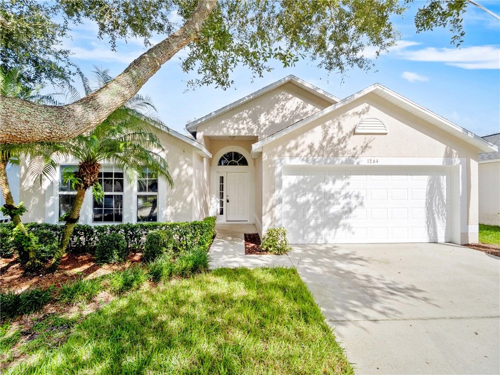 Photo of 1264 25th Terrace SW, Vero Beach, FL 32968 (MLS # 291597)