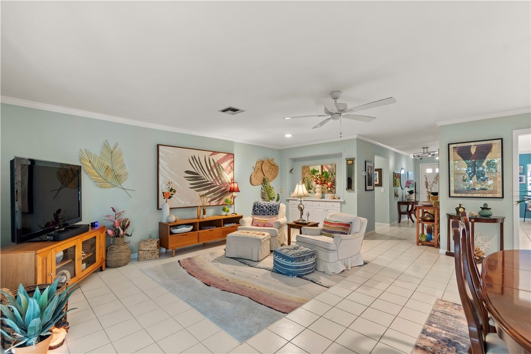 726 Royal Palm Place