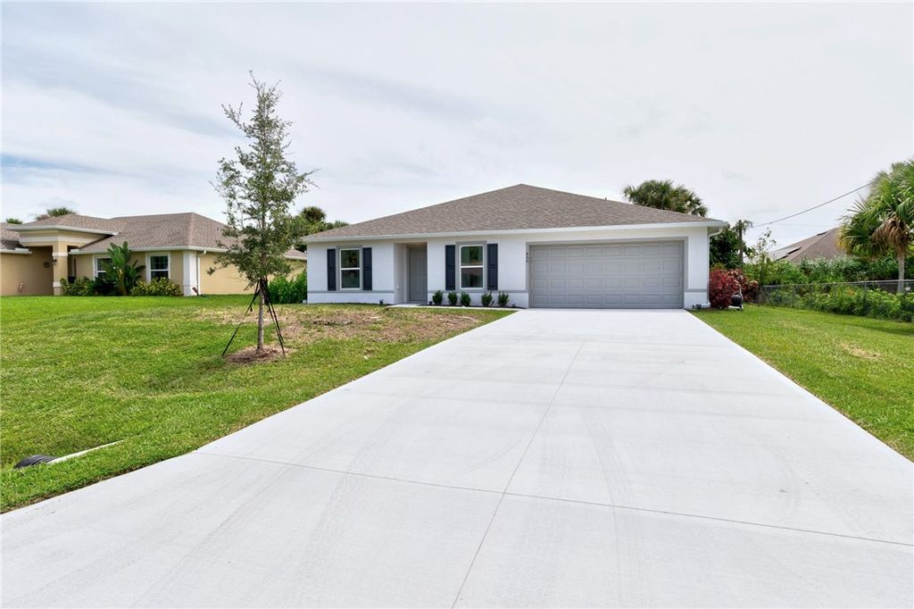 Photo of 450 Kendall Avenue, Sebastian, FL 32958 (MLS # 290887)