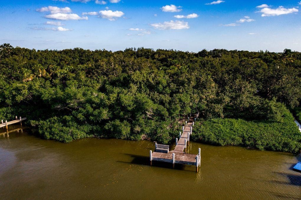 2525 Riverview Court