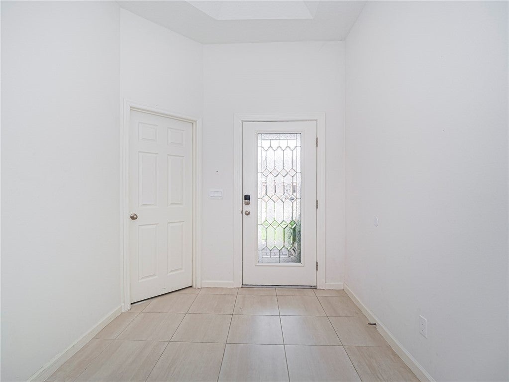 80 52nd Square