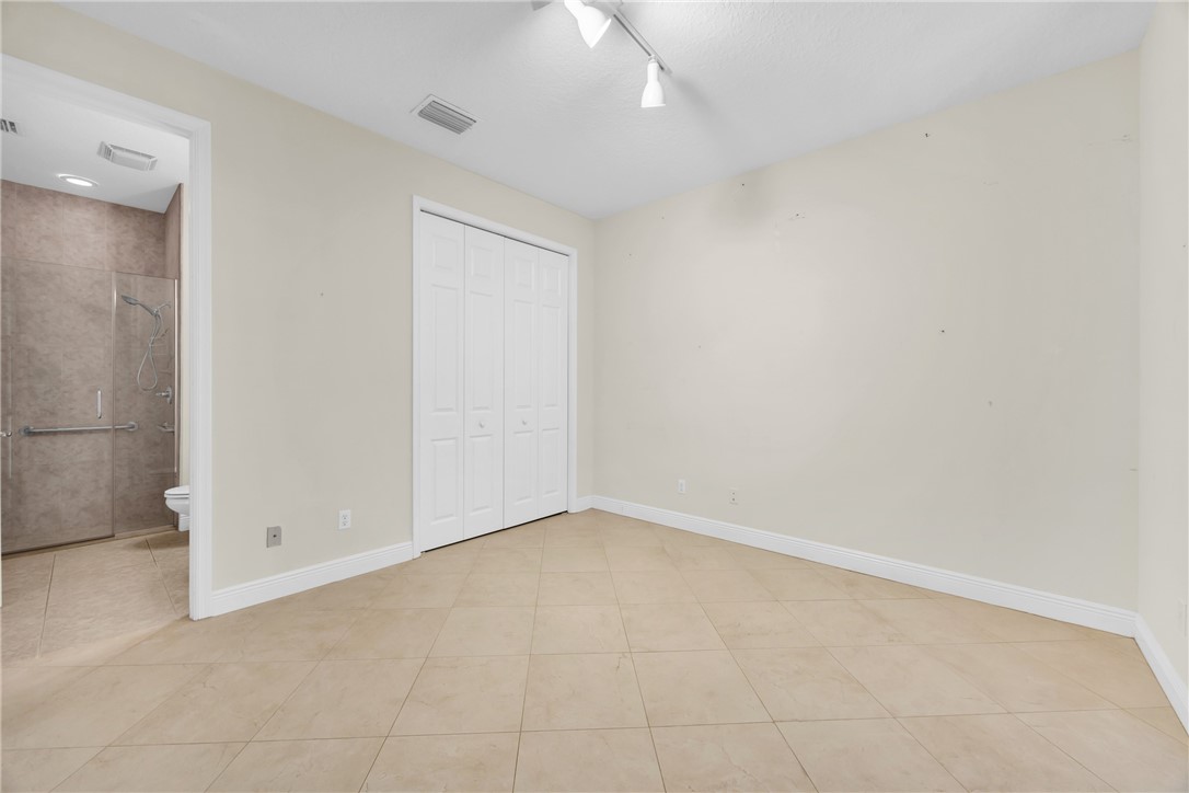 Vero Beach, Florida 32967, United States, 3 Bedrooms Bedrooms, ,3 BathroomsBathrooms,Residential,Active,135107