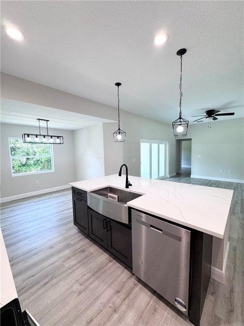 7820 95th Avenue, Vero Beach, FL 32967