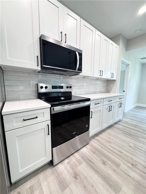 7820 95th Avenue, Vero Beach, FL 32967