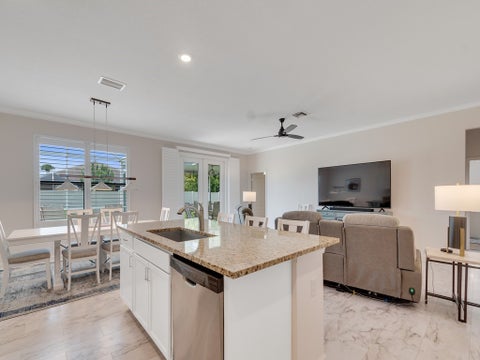 10105 Verona Manor, Vero Beach, FL 32966