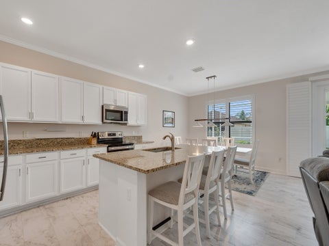 10105 Verona Manor, Vero Beach, FL 32966