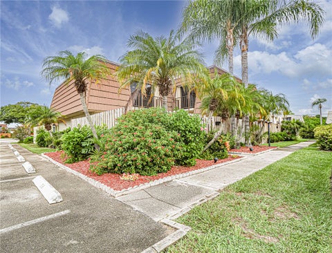 1166 6th Avenue 15c, Vero Beach, FL 32960