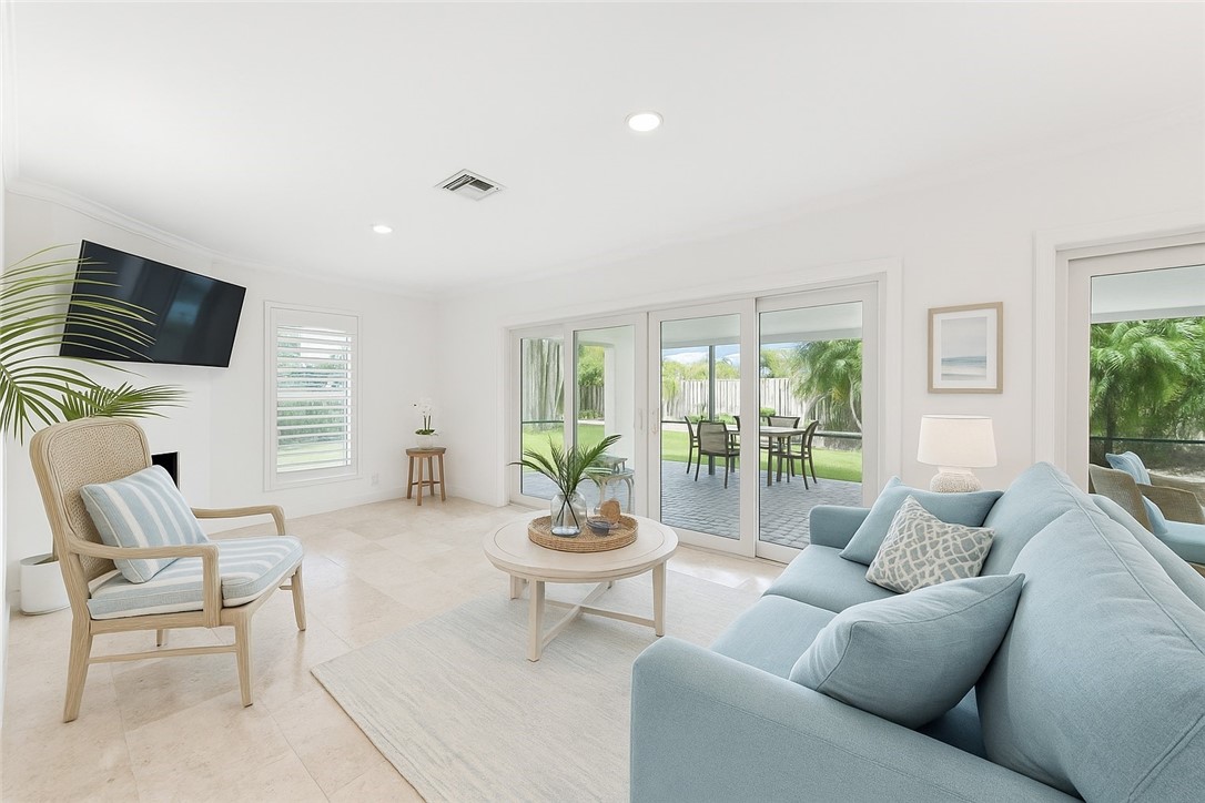 Vero Beach, FL, 32963, US, 5 Bedrooms Bedrooms, ,6 BathroomsBathrooms,Residential,Active,1681474