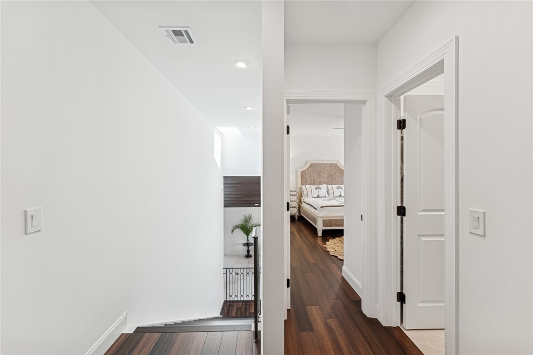 Vero Beach, FL, 32963, US, 5 Bedrooms Bedrooms, ,6 BathroomsBathrooms,Residential,Active,1681474