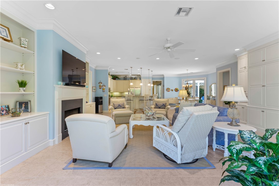 425 Indies Drive