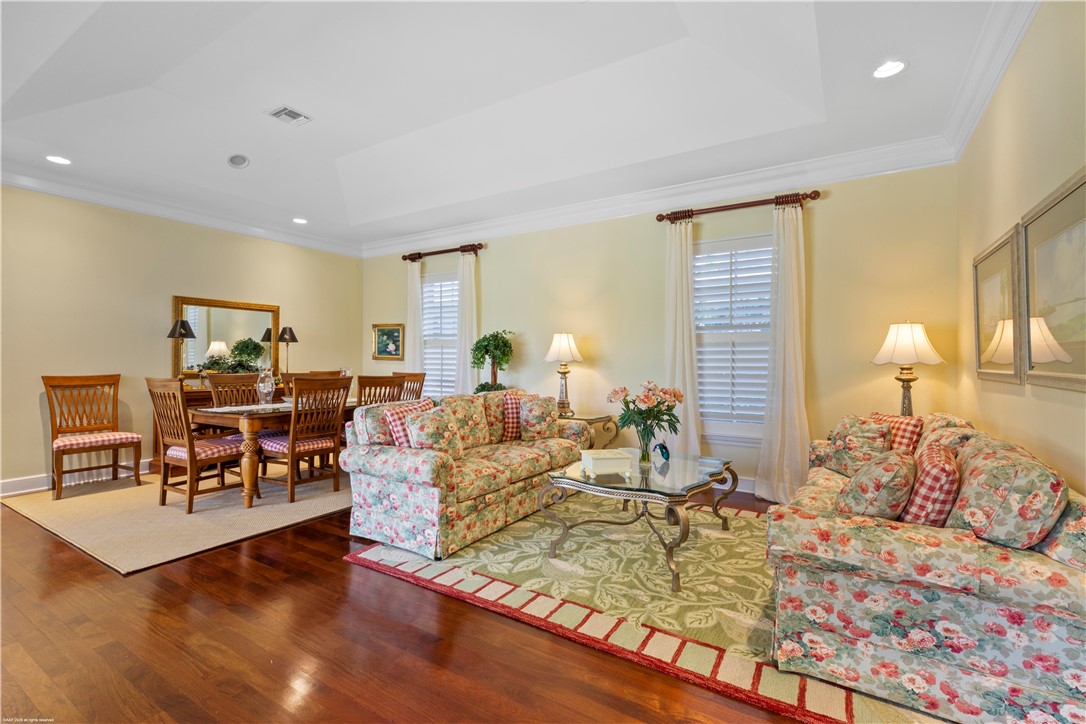 425 Indies Drive