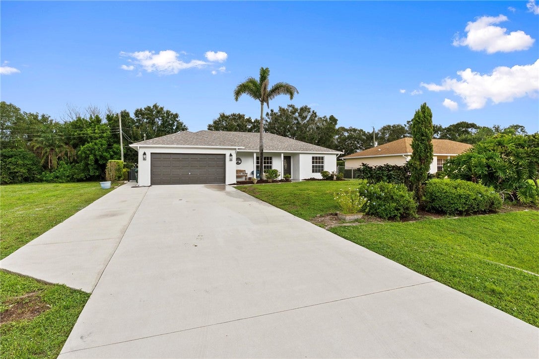 7508 Paso Robles Boulevard, Fort Pierce