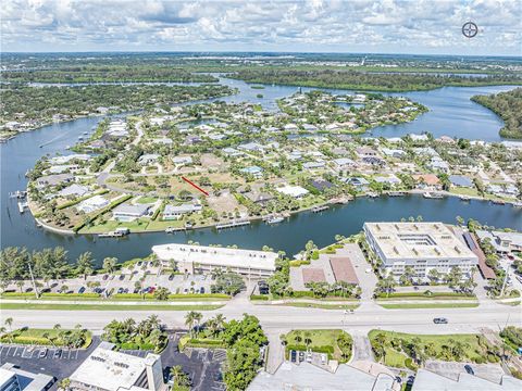 Photo for 4406 Bethel Creek Drive, Vero Beach, FL 32963 (MLS # 290834)