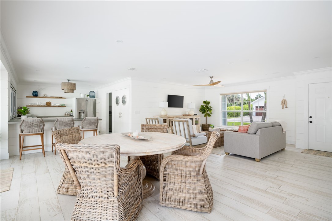 Vero Beach, Florida 32963, United States, 3 Bedrooms Bedrooms, ,3 BathroomsBathrooms,Residential,Active,52294