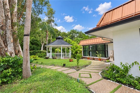 471 28th Court, Vero Beach, FL 32968