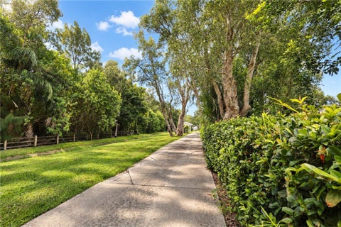 471 28th Court, Vero Beach, FL 32968