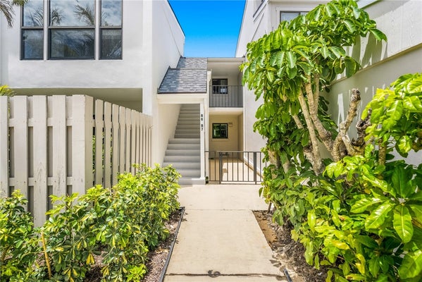 1155 REEF RD APT B7, VERO BEACH, FL 32963 - Image d042da02280f717f643df0a8a343453b/269482641