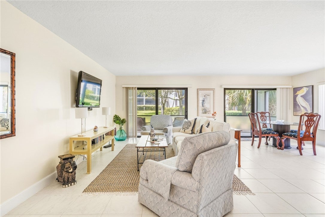 1155 Reef Road B-7