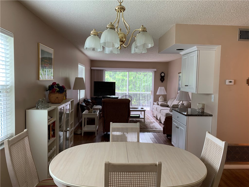 109 Springlake Court 107