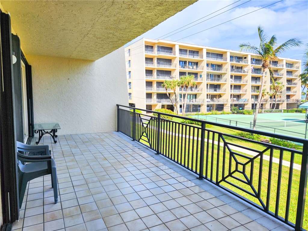 3939 Ocean Drive 205C