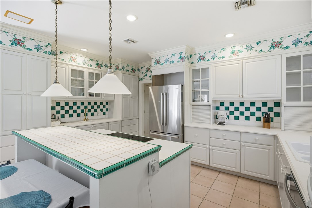 Vero Beach, Florida, 32963, United States, 3 Bedrooms Bedrooms, ,3 BathroomsBathrooms,Residential,Active,1999548