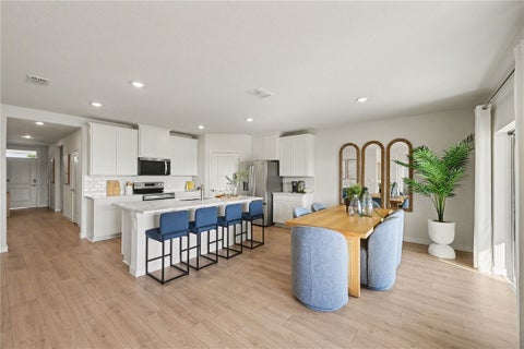 9145 Venetian Square, Vero Beach, FL 32966