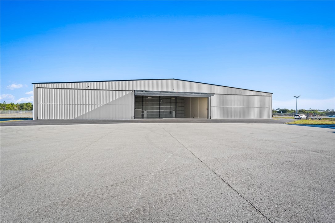 2590 Airport North Drive 3