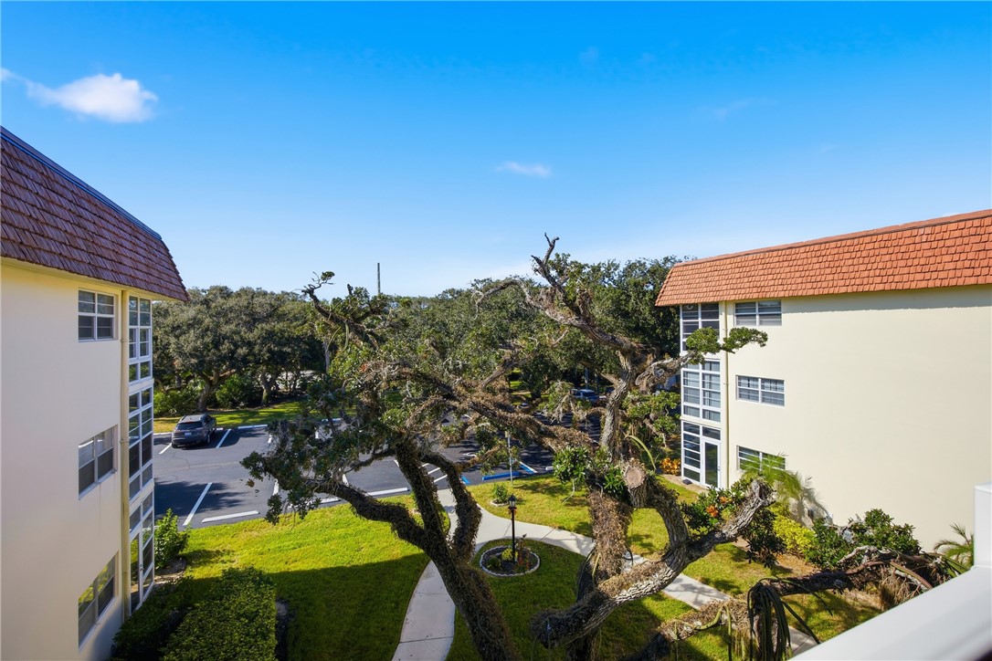 Vero Beach, Florida 32963, United States, 1 Bedroom Bedrooms, ,2 BathroomsBathrooms,Residential,Active,251905