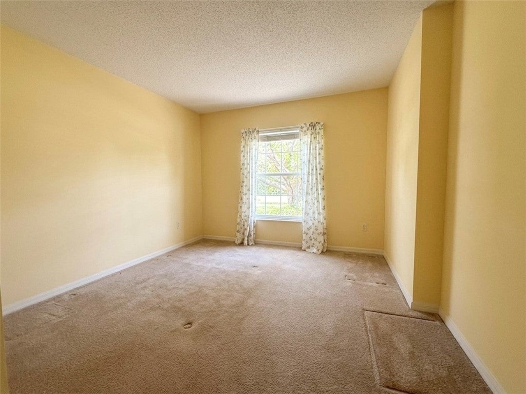 2187 SW Cameo Boulevard