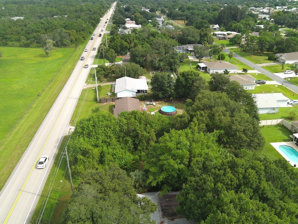 649 Roseland Road