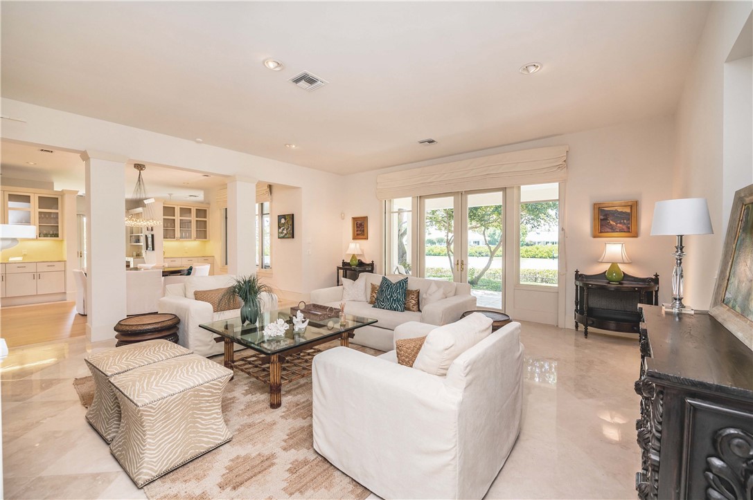 730 Egret Pointe