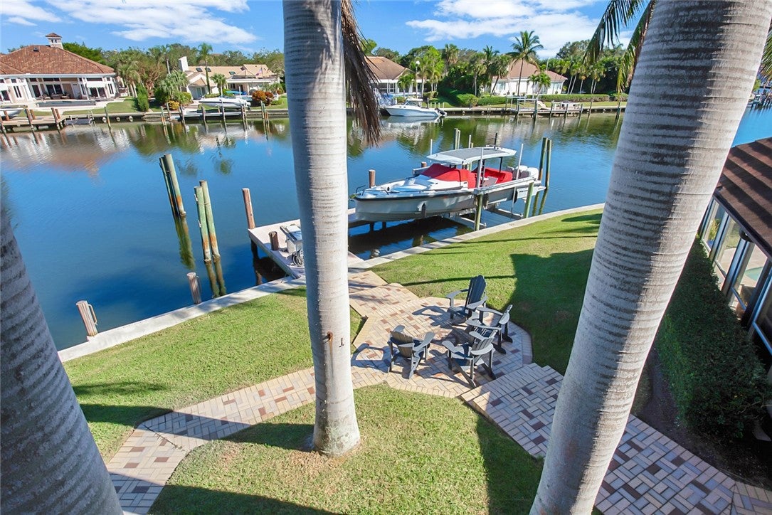 136 Anchor Drive