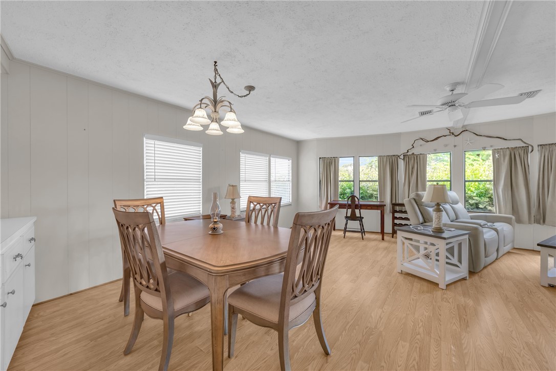 Sebastian, Florida 32976, United States, 2 Bedrooms Bedrooms, ,2 BathroomsBathrooms,Residential,Active,199750