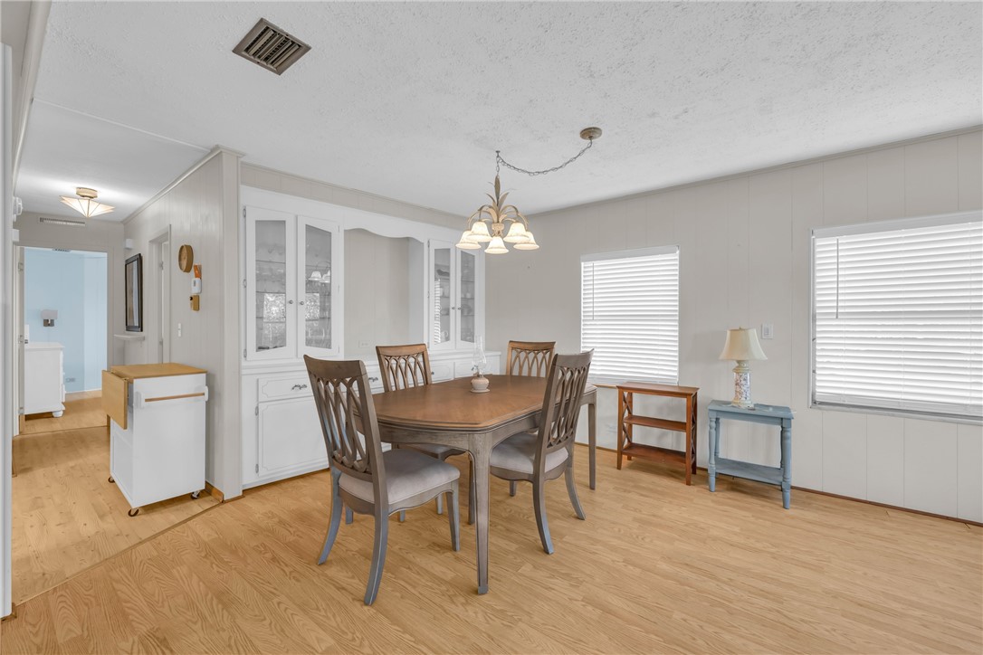 Sebastian, Florida 32976, United States, 2 Bedrooms Bedrooms, ,2 BathroomsBathrooms,Residential,Active,199750