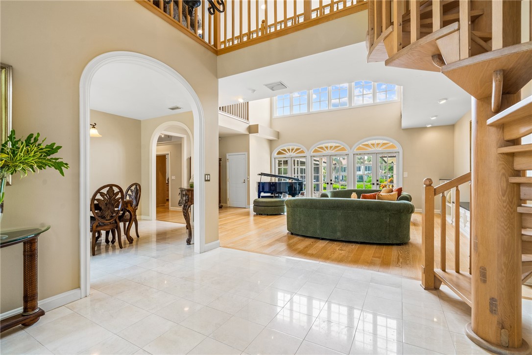 740 Lagoon Road