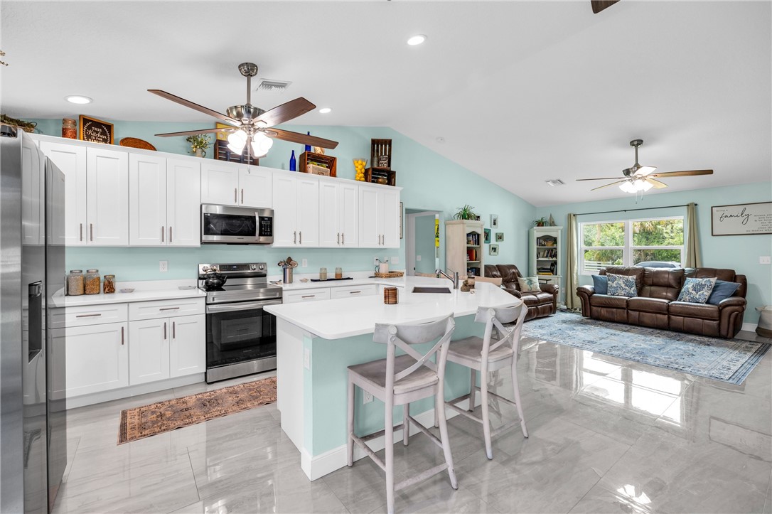 Vero Beach, Florida 32967, United States, 3 Bedrooms Bedrooms, ,2 BathroomsBathrooms,Residential,Active,143870