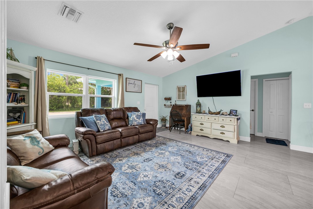 Vero Beach, Florida 32967, United States, 3 Bedrooms Bedrooms, ,2 BathroomsBathrooms,Residential,Active,143870