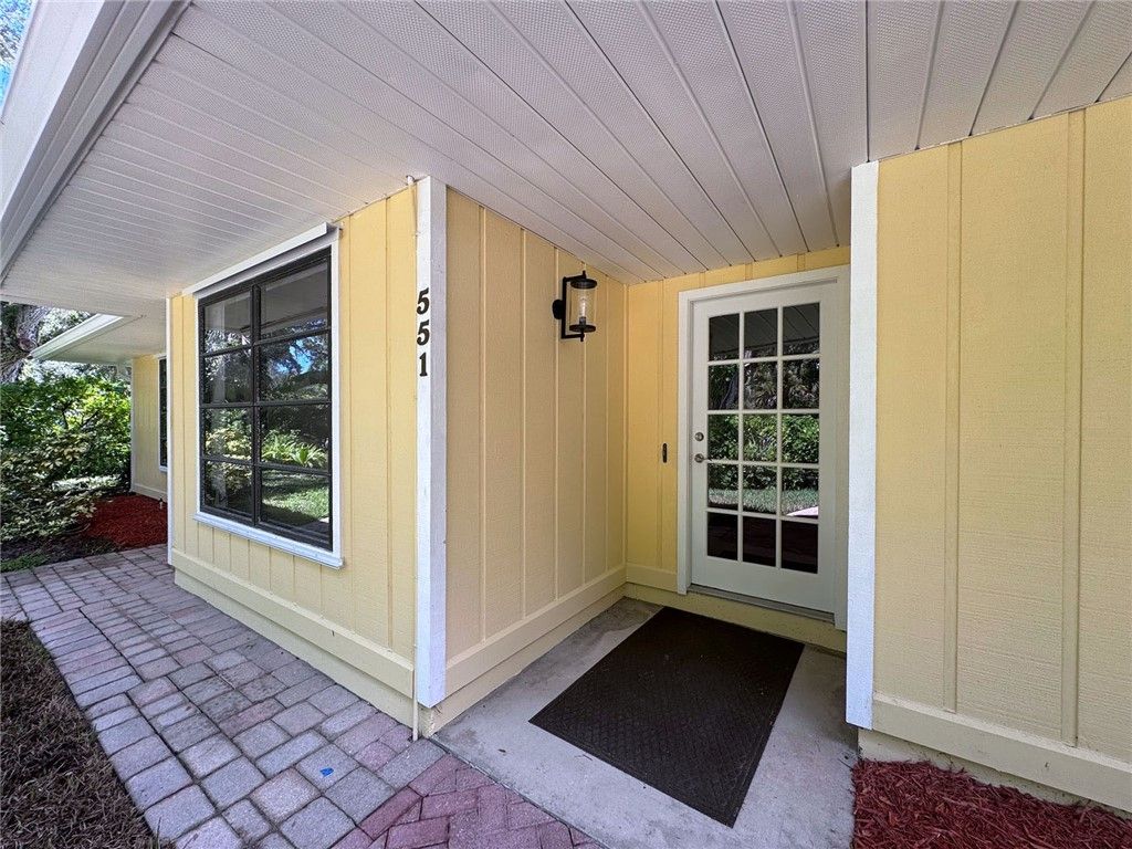 Photo of 551 Wall Street, Vero Beach, FL 32960 (MLS # 291428)