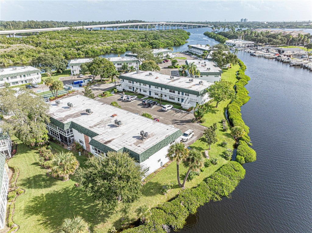2800 Indian River Boulevard 5H