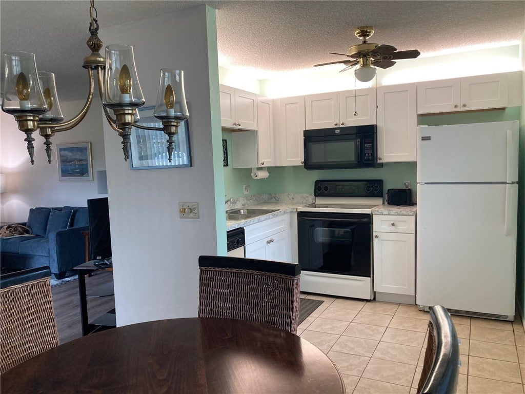 2 Vista Gardens Trail 106