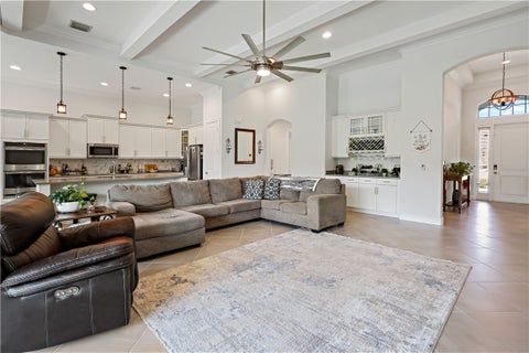 4725 Four Lakes Circle Sw, Vero Beach, FL 32968