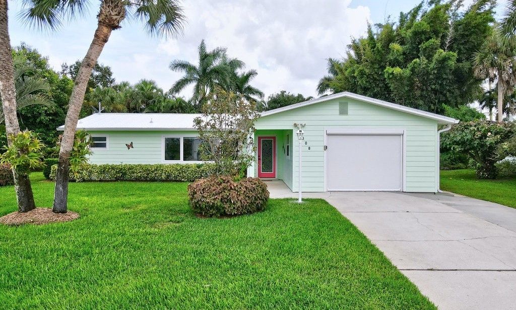 Photo of 308 Bayfront Terrace, Sebastian, FL 32958 (MLS # 290968)