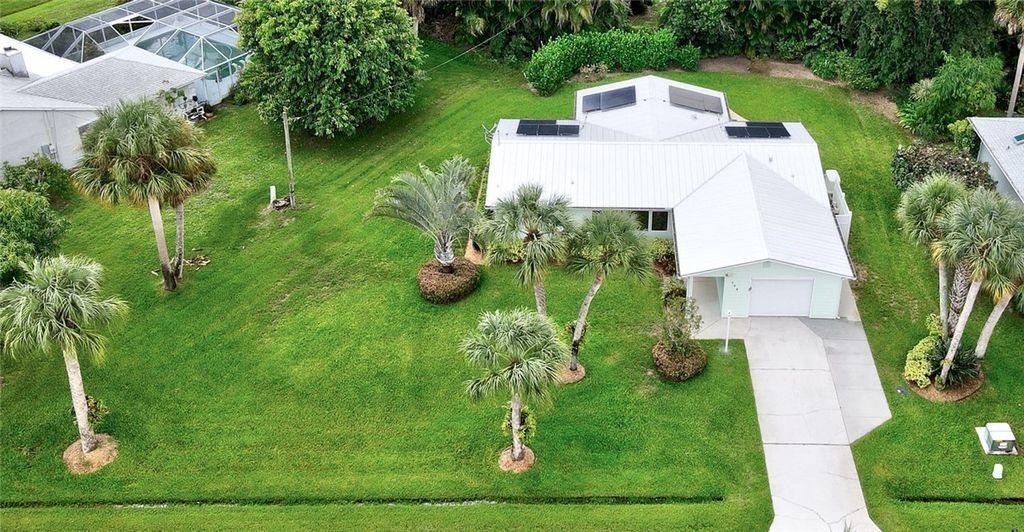 Photo of 308 Bayfront Terrace, Sebastian, FL 32958 (MLS # 290968)