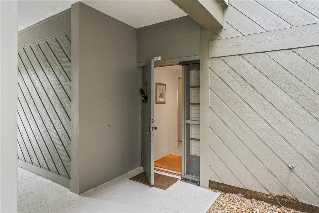 1001 Bay Road 106