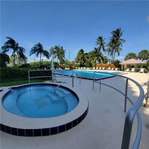 A home in Hutchinson Island